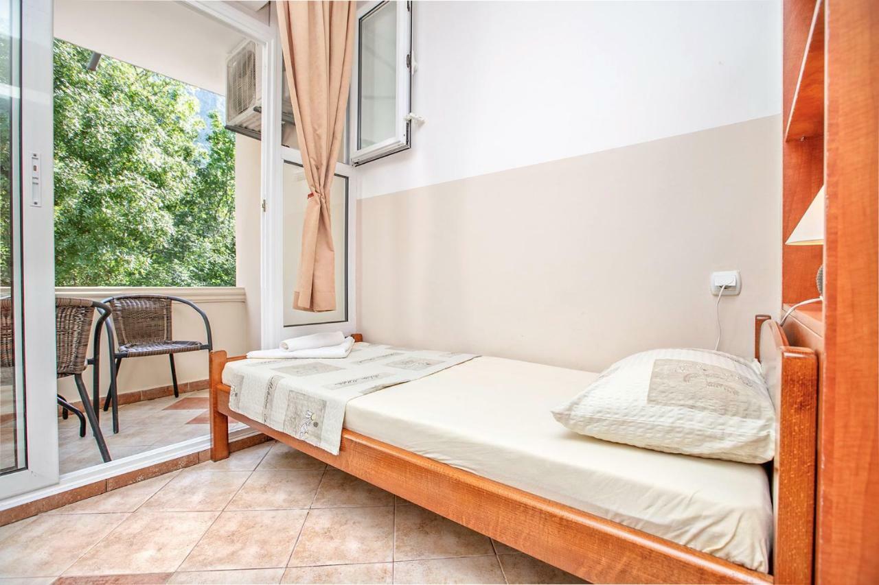 Apartments Villa Popovic Kotor Buitenkant foto