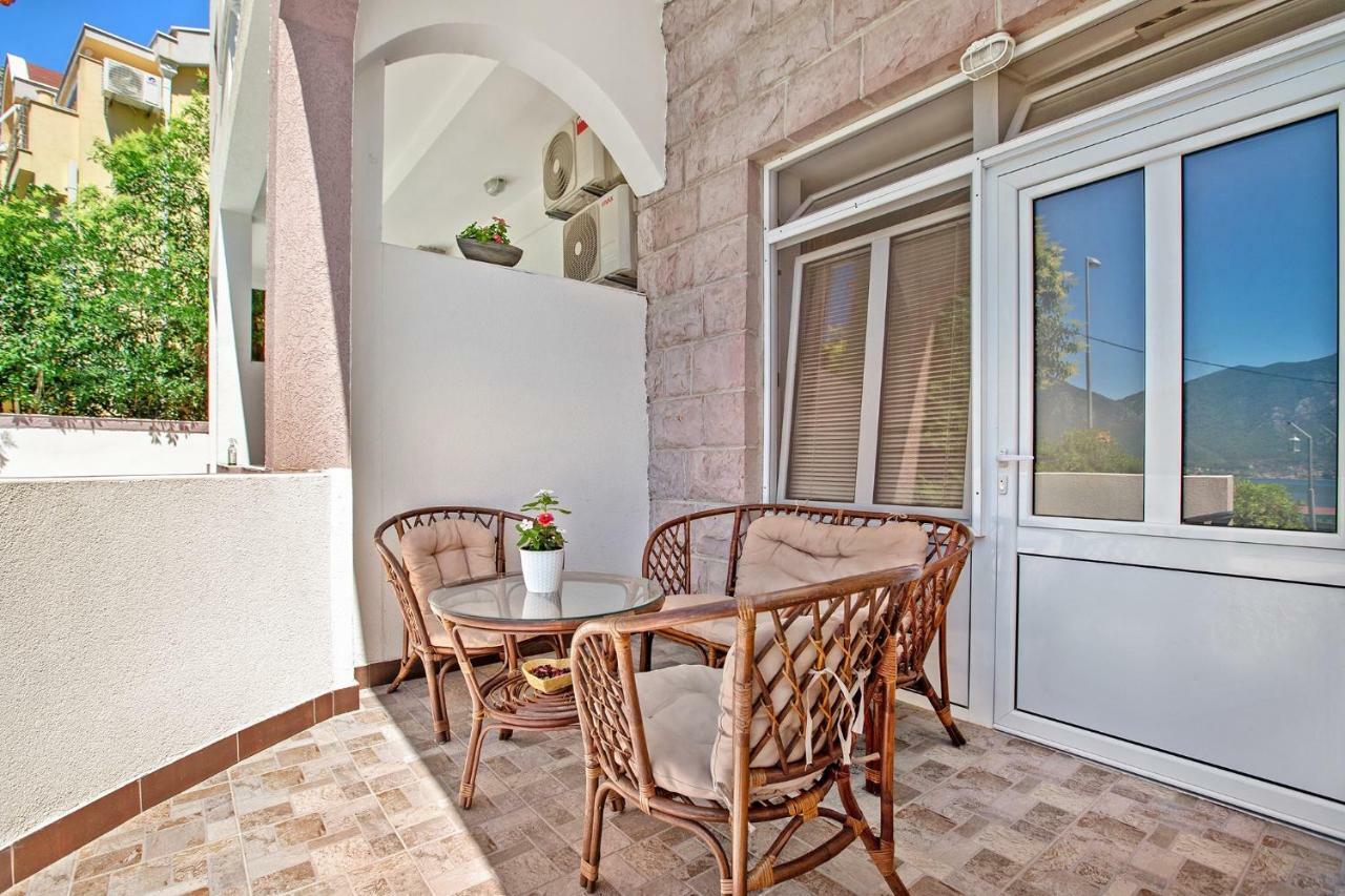 Apartments Villa Popovic Kotor Buitenkant foto
