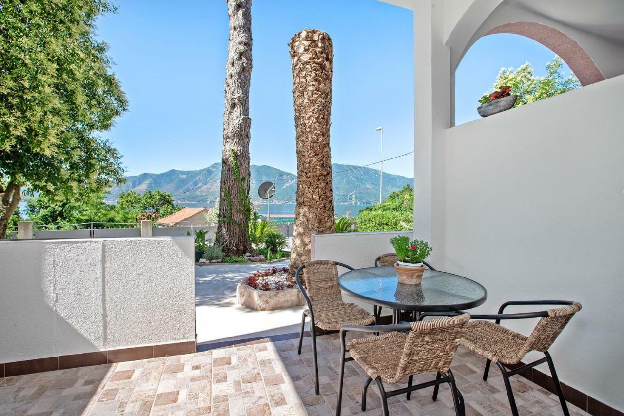 Apartments Villa Popovic Kotor Buitenkant foto