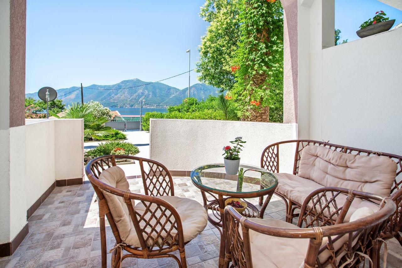 Apartments Villa Popovic Kotor Buitenkant foto